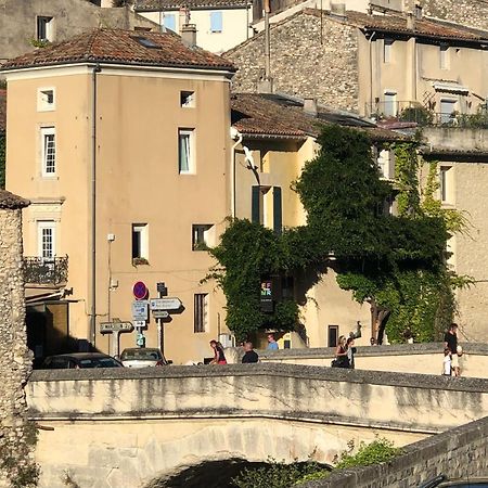 La Maison Du Pont Romain Vaison-la-Romaine Buitenkant foto